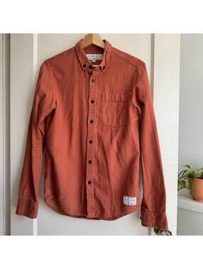 Anian Oxford Long Sleeve Button Down